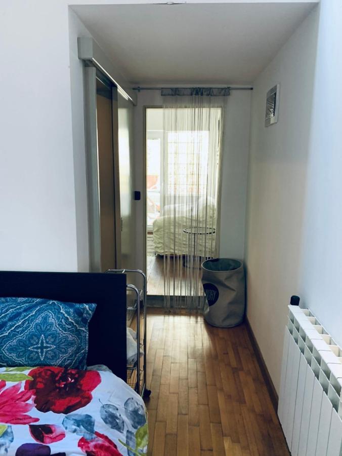 ホテル Sea Breeze Studio プーラ エクステリア 写真